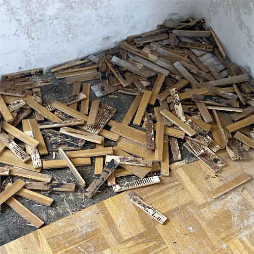 Stabparkett mit PAK-haltigem Bodenkleber